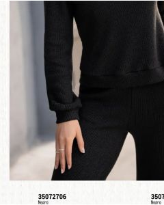 SWEATER MANGA LARGA CUELLO REDONDO - Negro